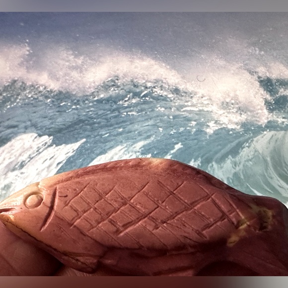 Rare Pink Mookaite Crystal Fish - Picture 1 of 4